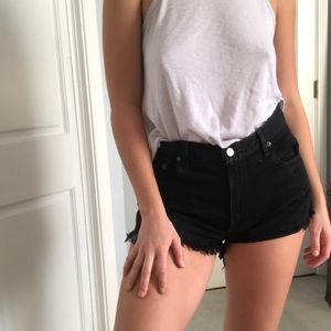 Levi black shorts